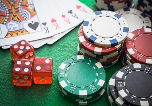 200 Casino Gambling Online